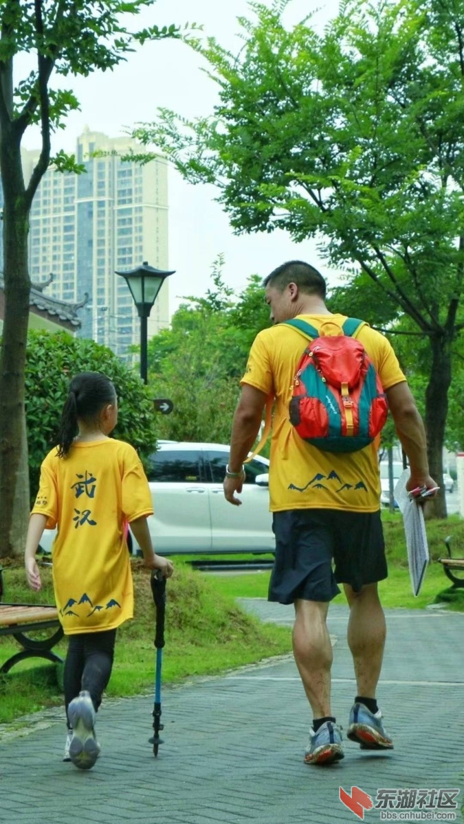 9-父爱如山.jpg