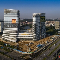 武汉光谷金融中心初显独特外形建筑设计风格曾院平王国凤纪实摄影