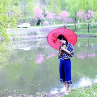 村姑闹春