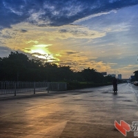 深圳的早晨  曾院平摄影