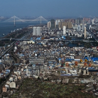 “武汉蓝”再显城市市民文明
