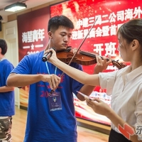 这样的大学生最受企业欢迎 曾院平王磊摄影报道
