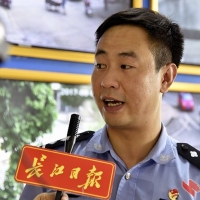 关注留守儿童