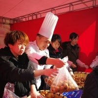 首届汉阳丸子节“丸转年味”
